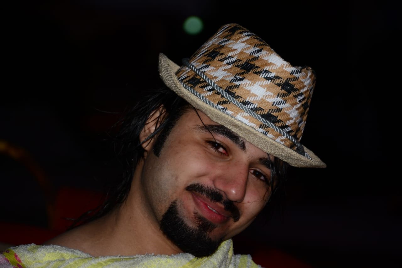 profile-img