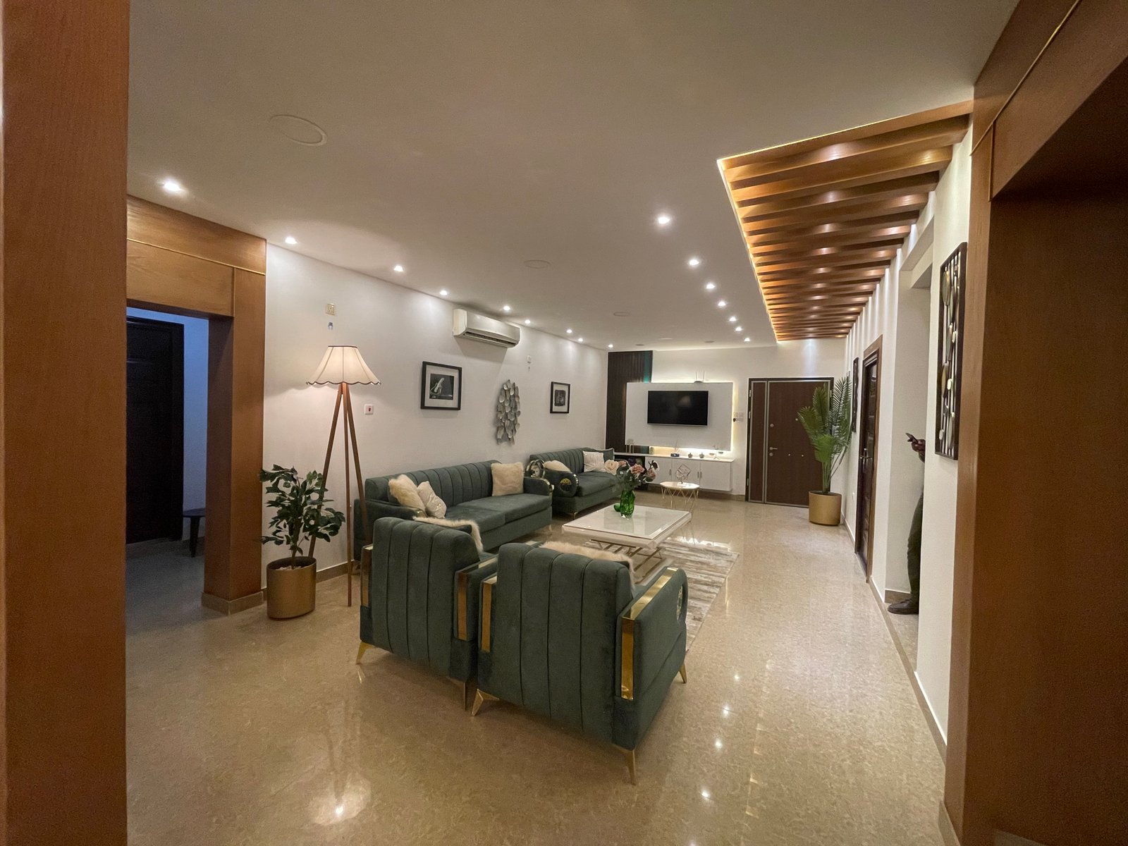 تصميم &amp;  تنفيذ