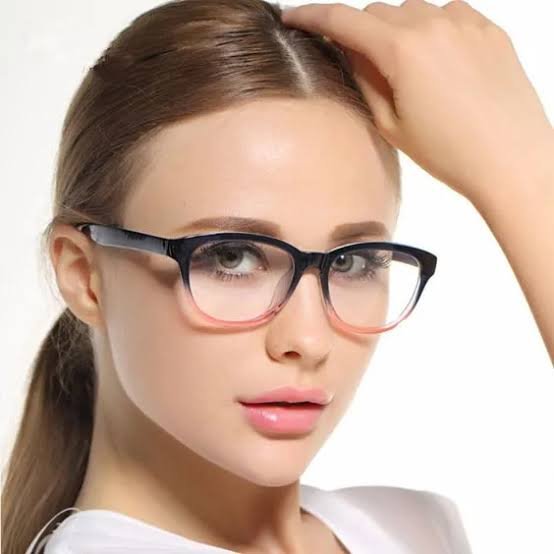 نظارات طبيه نسائيه