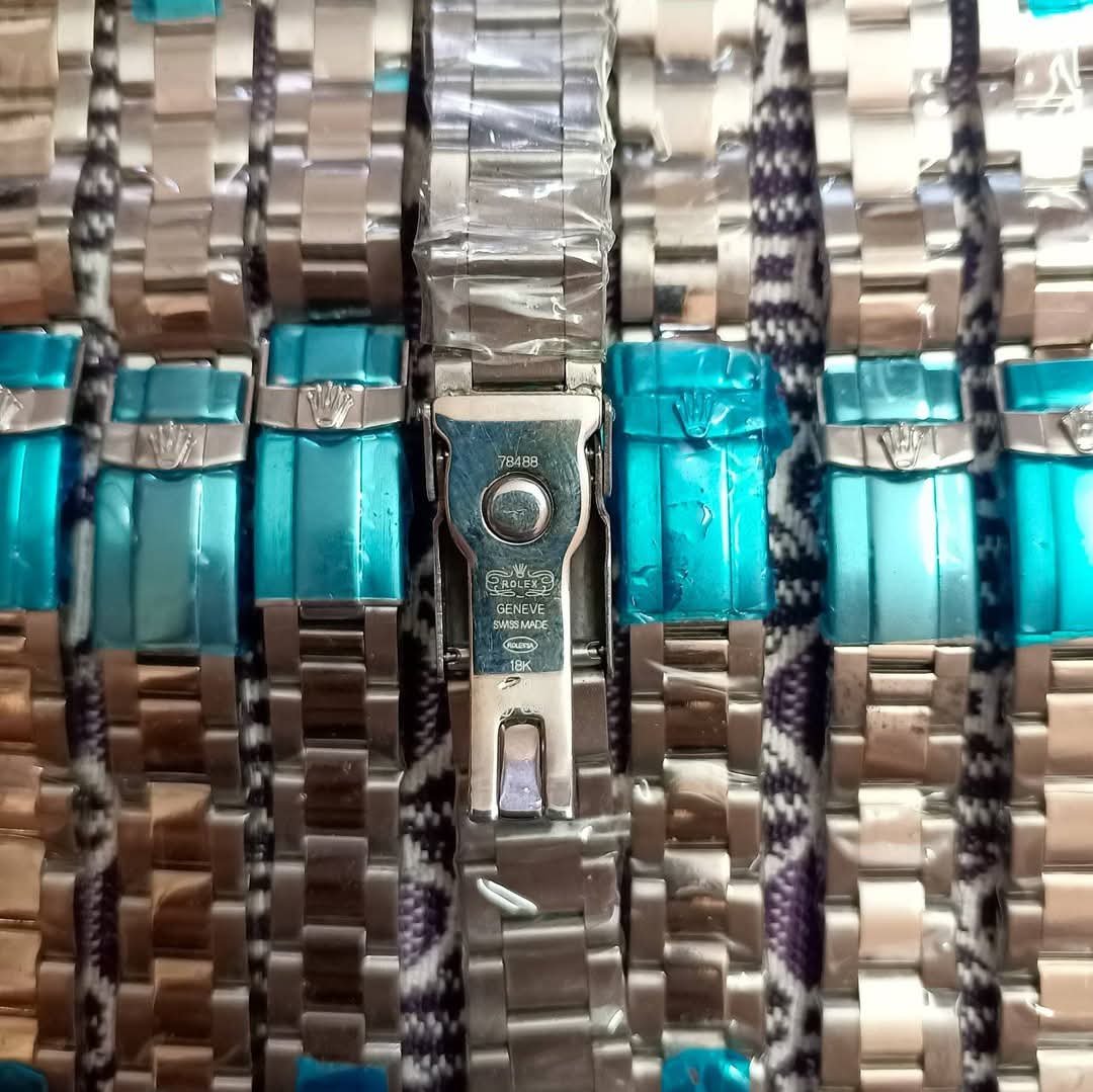 مش عارف تلبس الساعه عشان الاوستيك اتقطع تعالي لبيت الساعات🤗